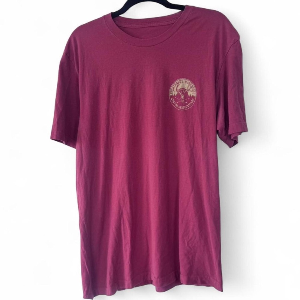 SPORTMANS WAREHOUSE MENS SZ XL burgundy cotton t-shirt with deer graphic